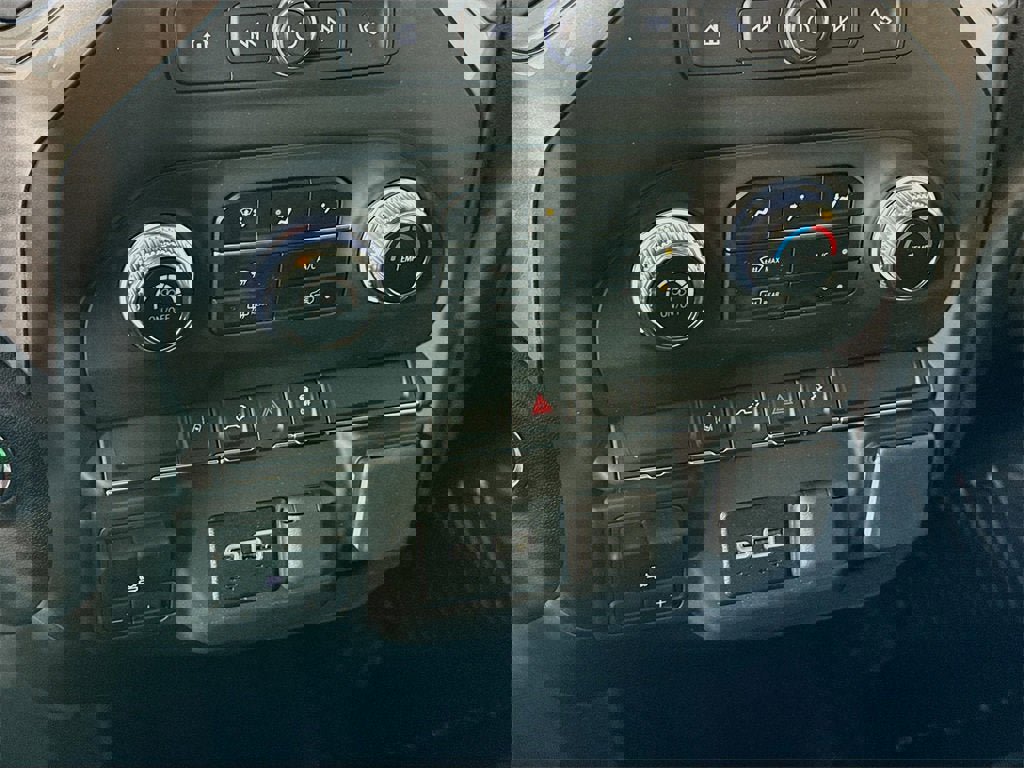 New 2025 GMC Sierra 2500 Pro w/ Convenience Package image 10