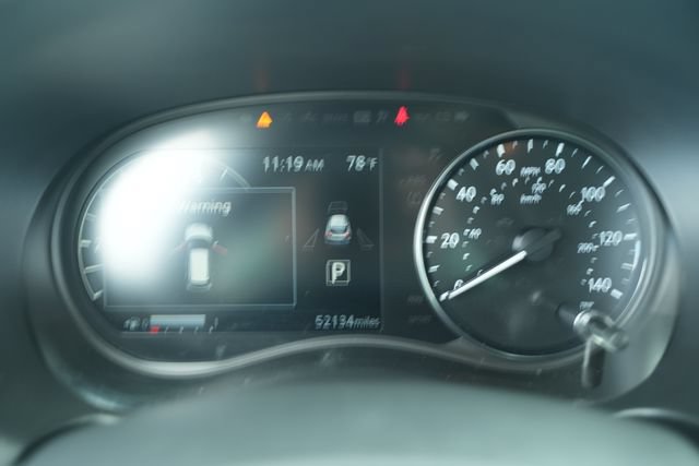 Used 2021 Nissan Kicks SR w/ SR Premium Package FWD image 30