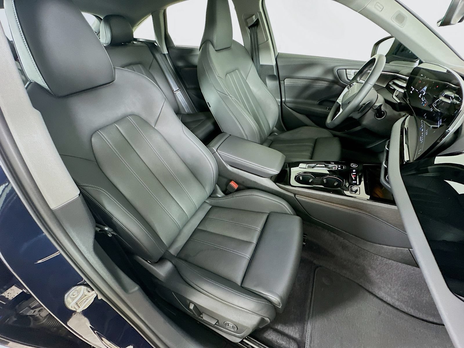 Used 2025 Audi A5 2.0T Premium w/ Premium Plus AWD/4WD image 44