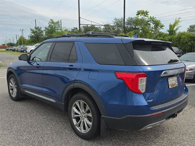 Certified 2020 Ford Explorer XLT w/ Equipment Group 202A AWD/4WD image 4