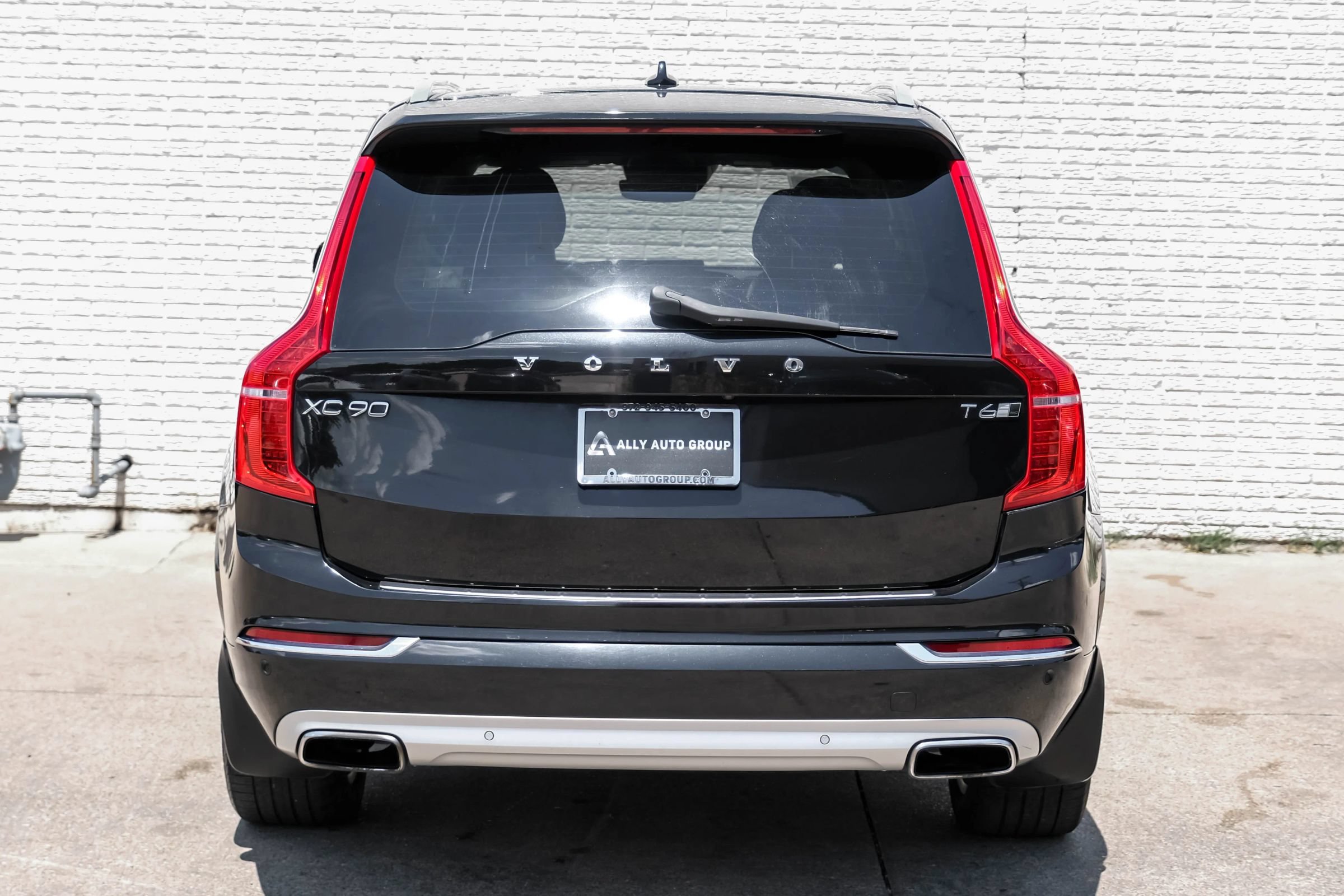 Used 2017 Volvo XC90 T6 Inscription w/ Vision Package AWD/4WD image 9