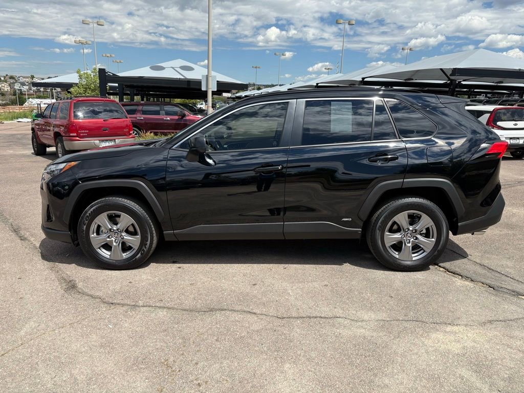 Used 2025 Toyota RAV4 LE image 5