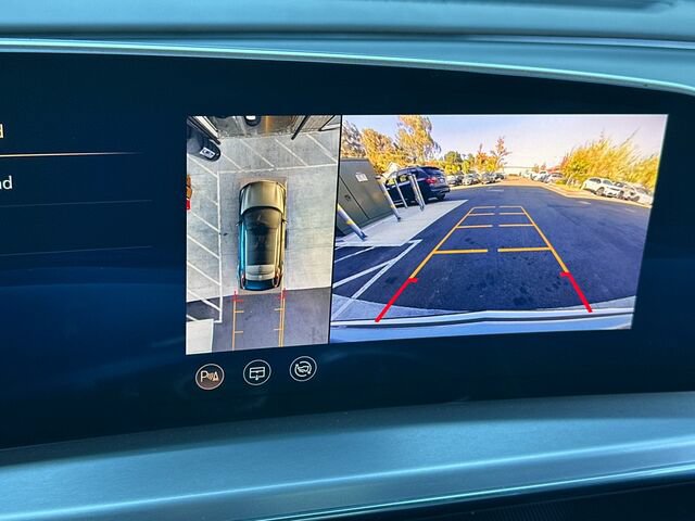 Used 2024 Cadillac Lyriq Luxury RWD image 23