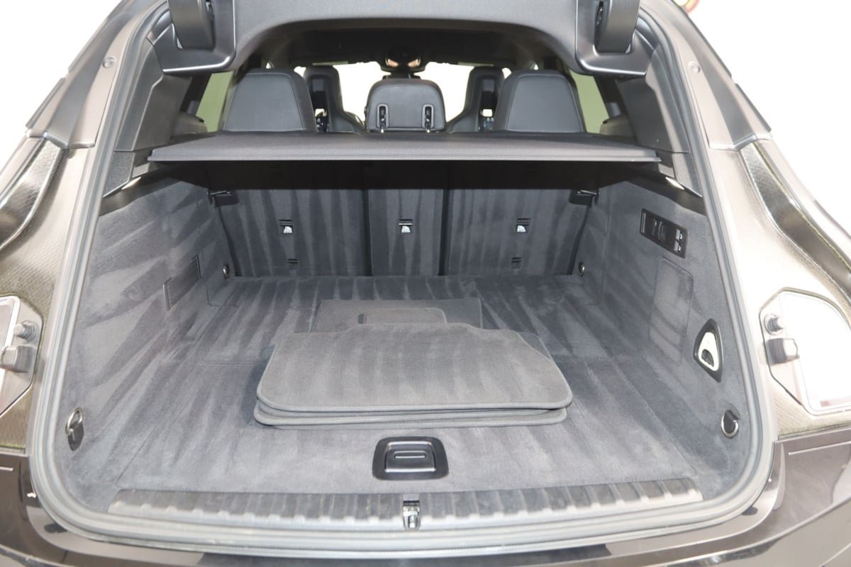 Used 2023 BMW iX xDrive50 w/ Sport Package AWD/4WD image 56