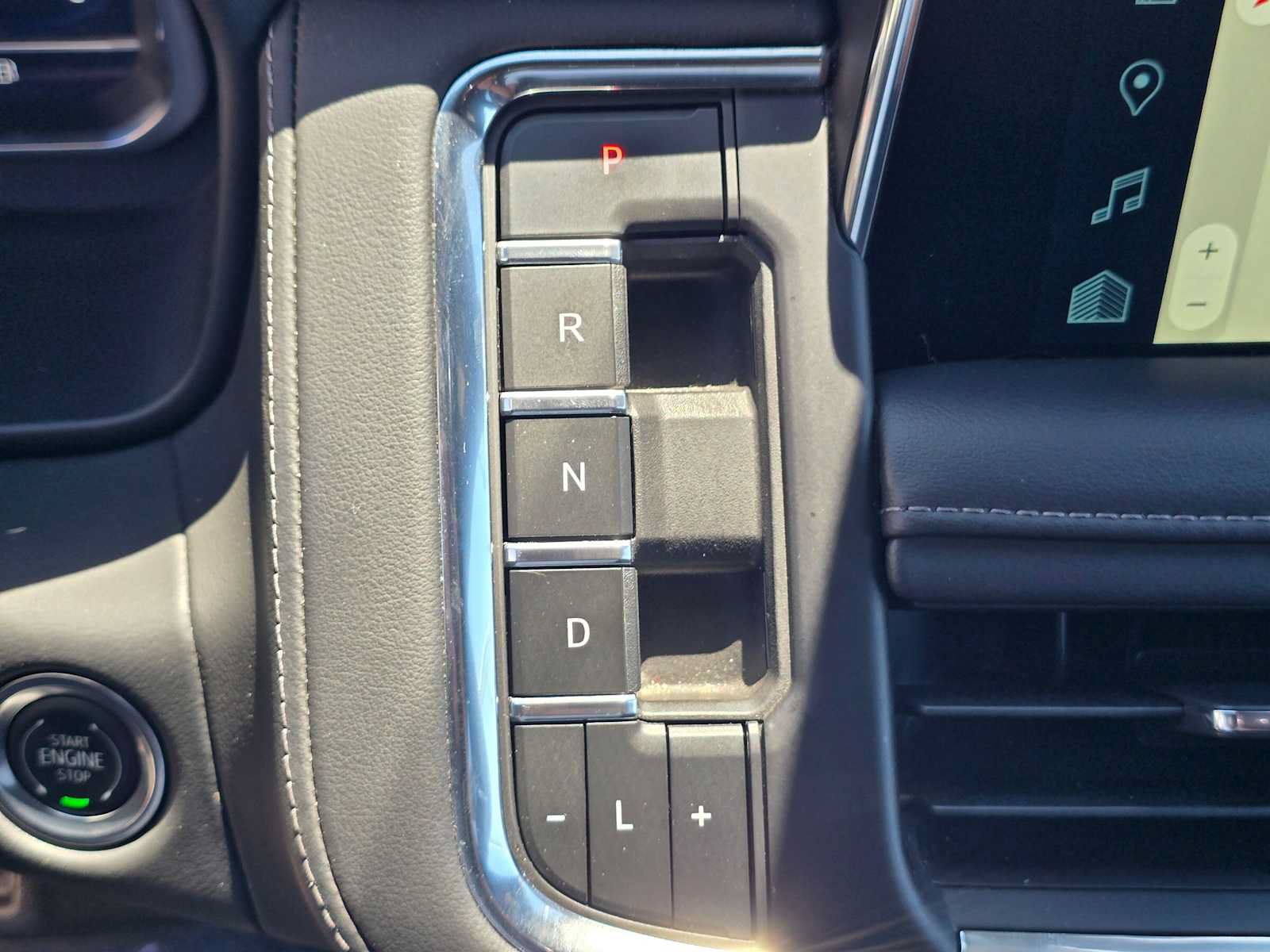 Used 2024 Chevrolet Tahoe LT AWD/4WD image 37