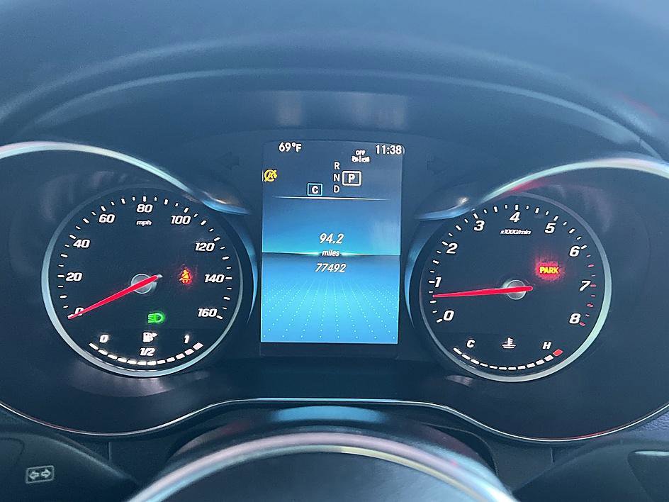 Used 2020 Mercedes-Benz GLC 300 image 23