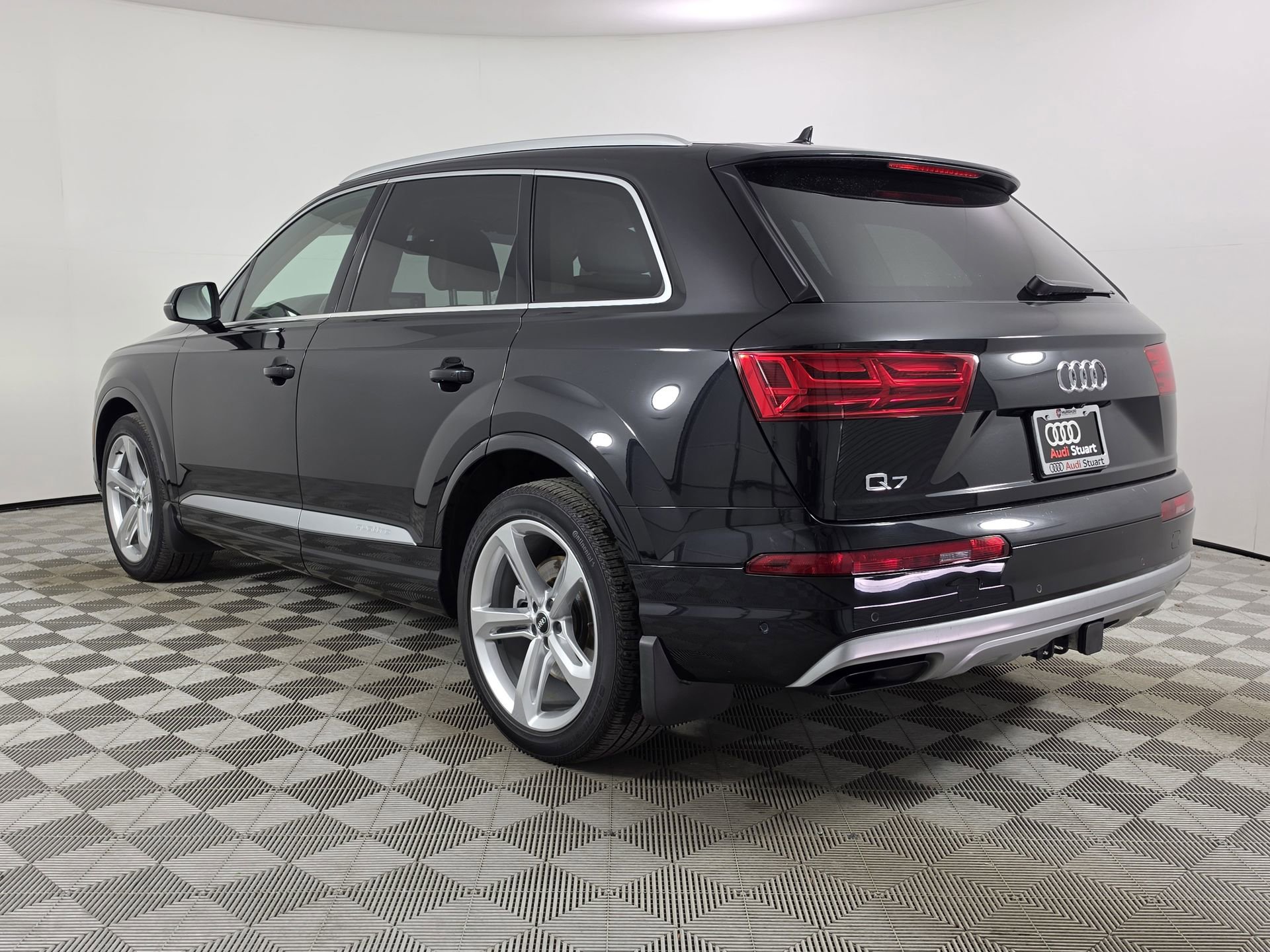 Used 2019 Audi Q7 3.0T Prestige w/ Prestige Package AWD/4WD image 5