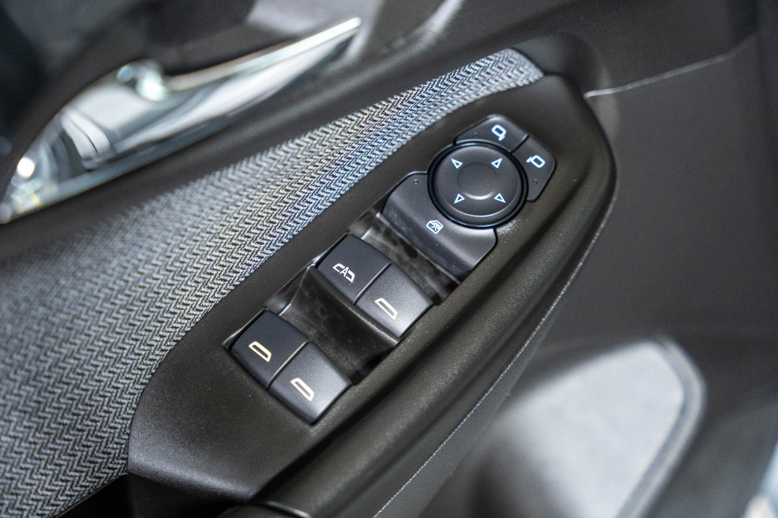 Used 2024 Chevrolet TrailBlazer LT w/ Driver Confidence Package image 23