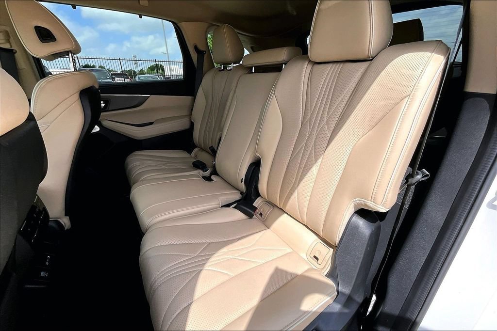 Certified 2025 Acura MDX SH-AWD w/ Advance Package image 33