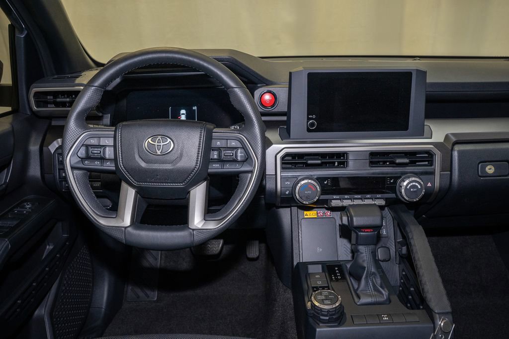 Used 2025 Toyota 4Runner TRD Off-Road image 2