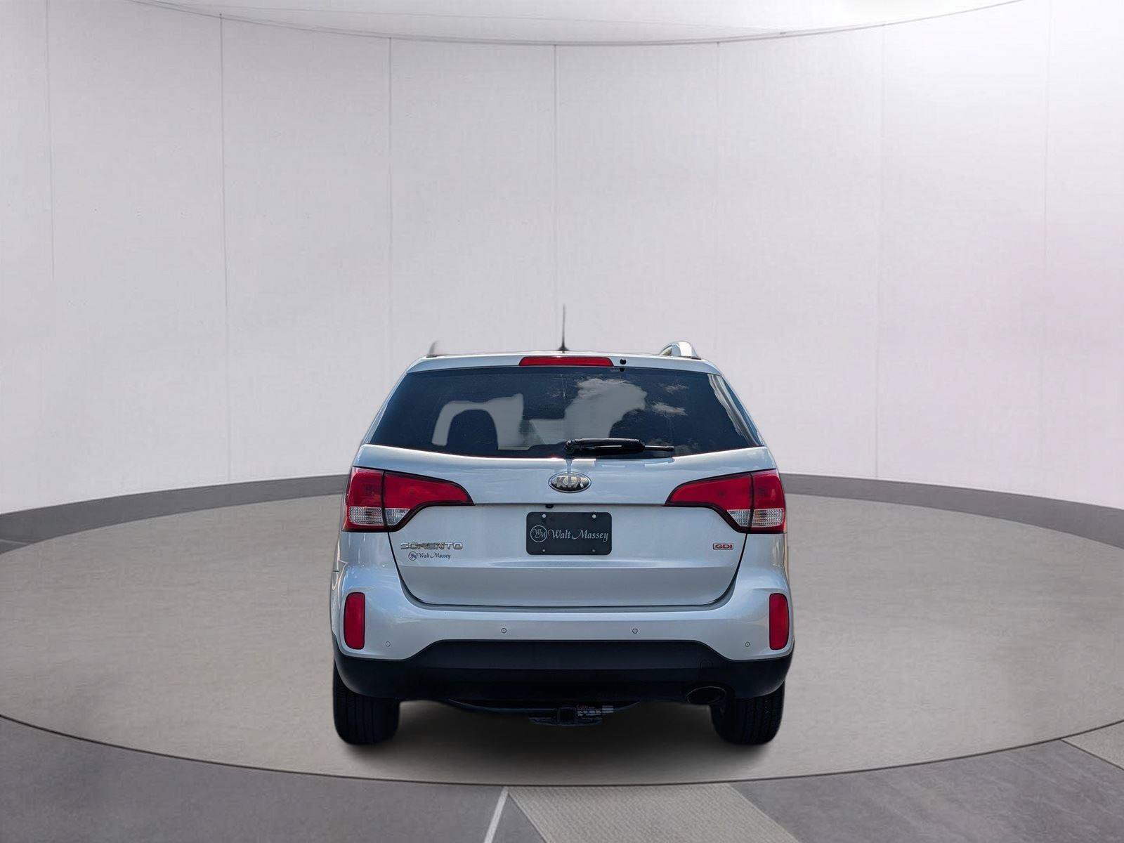 Used 2014 Kia Sorento LX FWD image 2