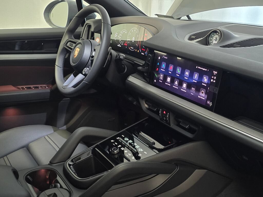 New 2026 Porsche Cayenne S AWD/4WD image 29