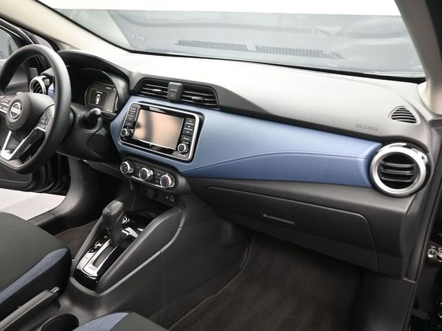 Used 2025 Nissan Versa SV image 24
