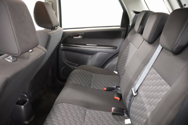 Used 2008 Suzuki SX4 AWD Hatchback image 26