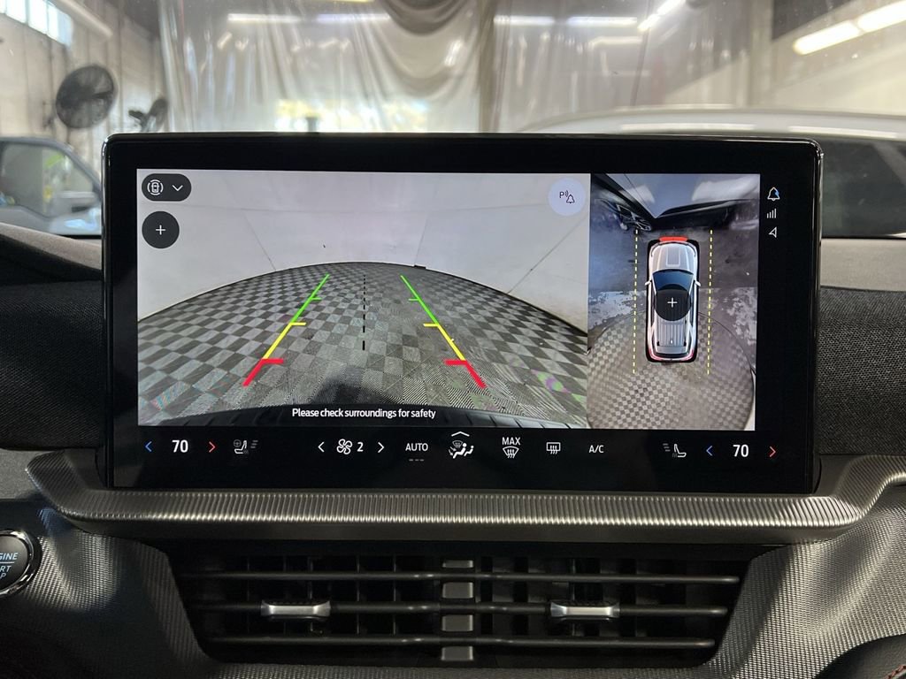 Used 2025 Ford Explorer ST-Line w/ Premium Package image 19