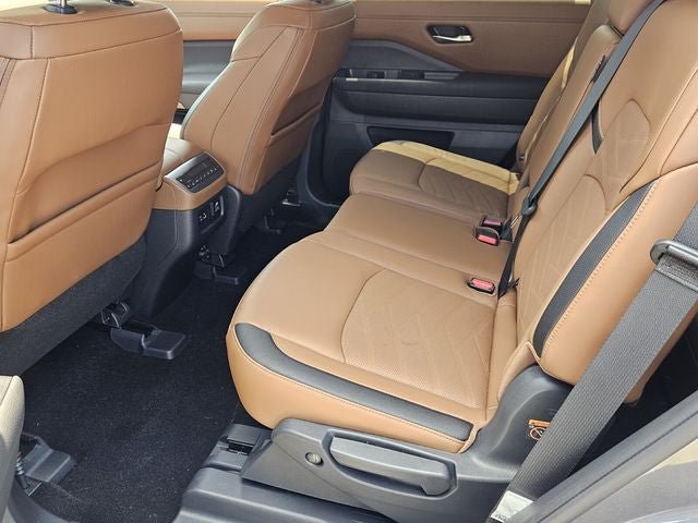Used 2025 Nissan Pathfinder Platinum w/ Cargo Package FWD image 12
