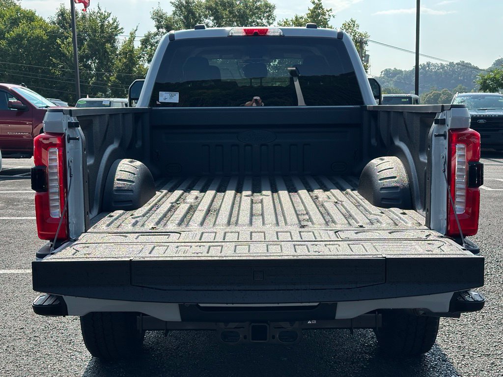 New 2026 Ford F350 XLT w/ XLT Premium Package AWD/4WD image 28