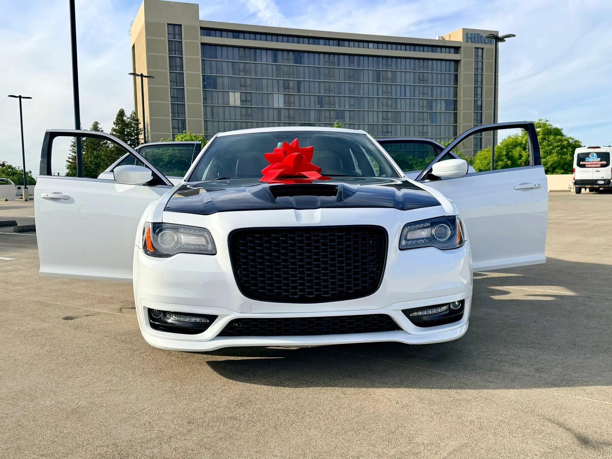 Used 2013 Chrysler 300 S RWD image 72