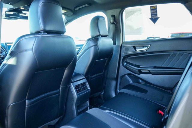 Used 2022 Ford Edge ST image 27