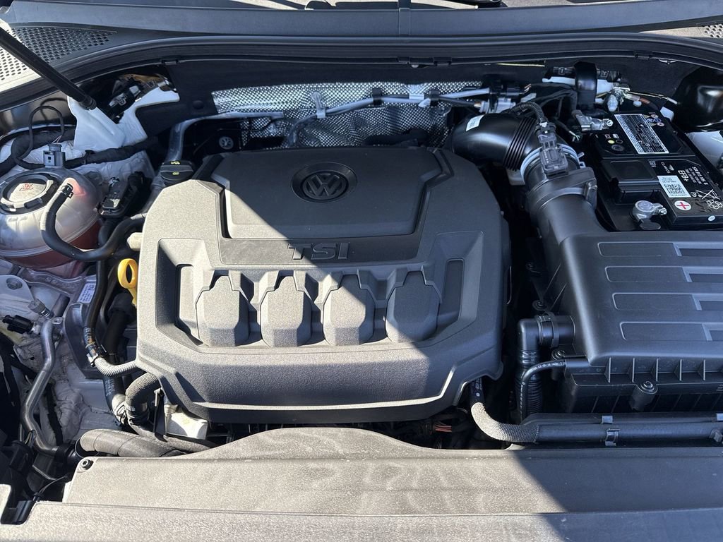Certified 2023 Volkswagen Tiguan SE image 17
