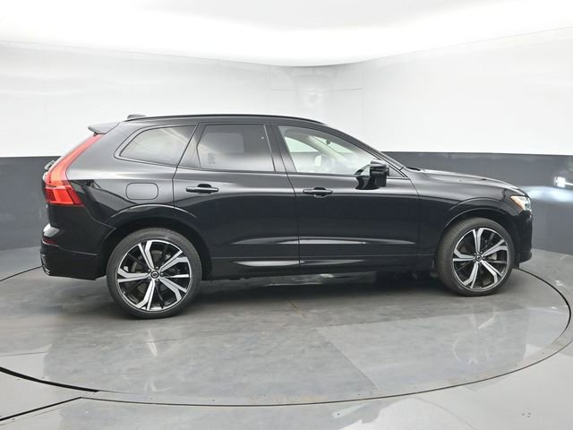 Used 2023 Volvo XC60 B5 Ultimate image 8