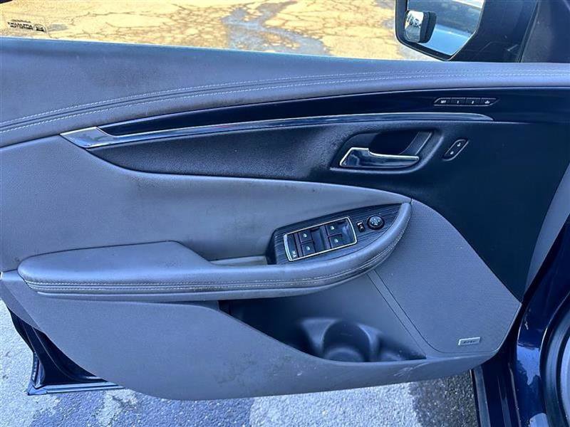 Used 2018 Chevrolet Impala Premier w/ Premier Confidence Package image 7