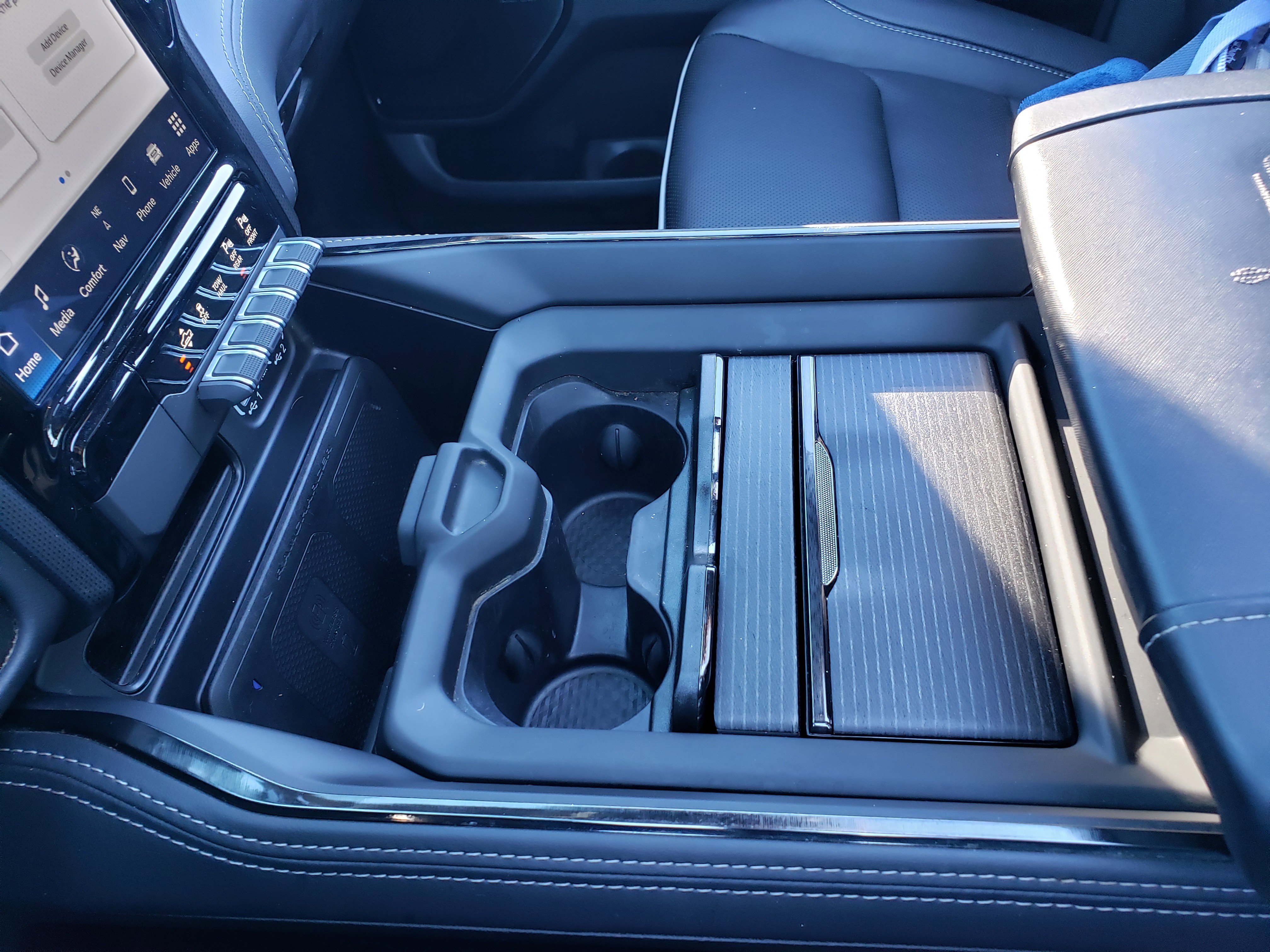 Used 2022 RAM 1500 Limited image 24