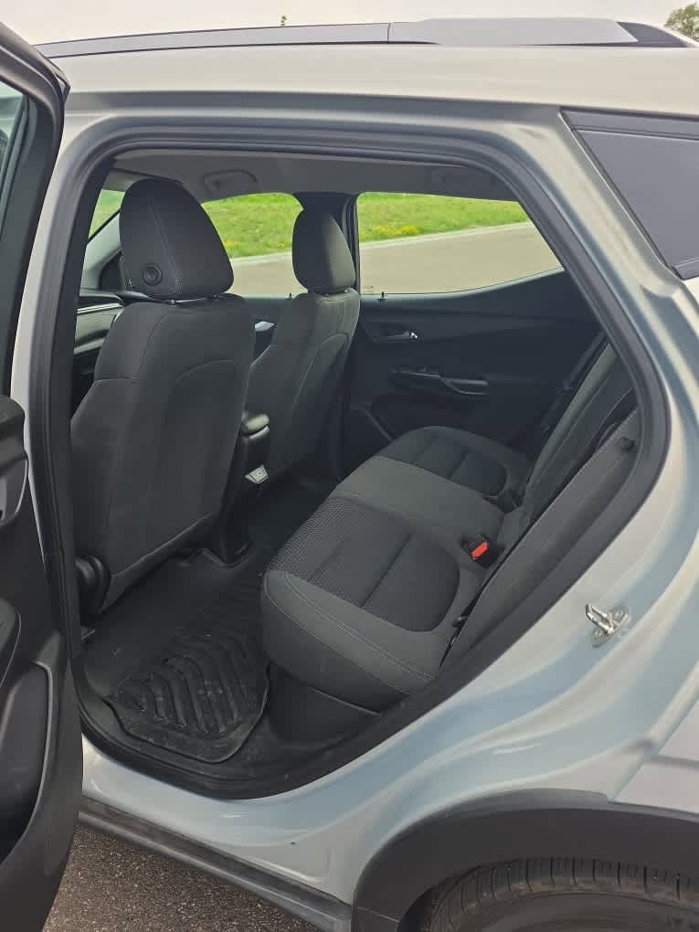 Used 2023 Chevrolet Bolt EUV LT w/ Driver Confidence Package FWD image 6