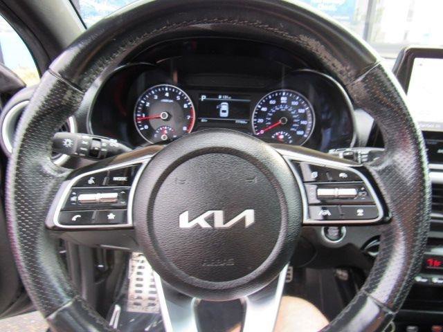 Used 2022 Kia Forte GT-Line w/ GT-Line Premium Package FWD image 19