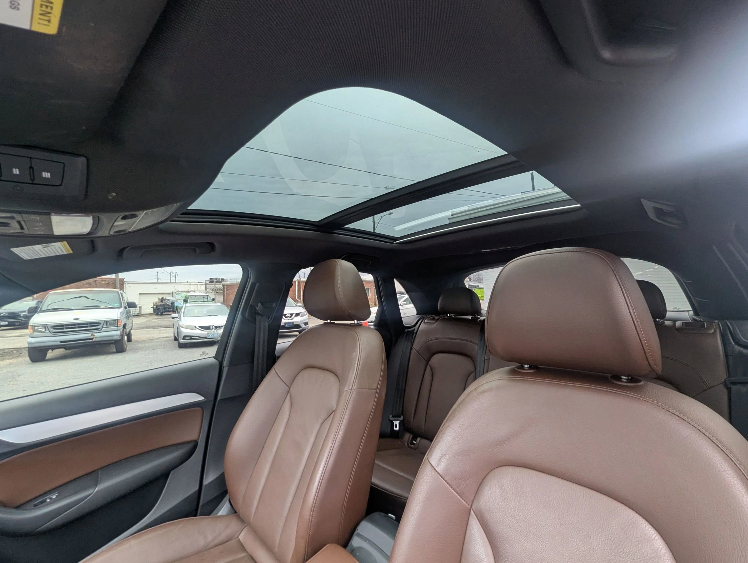 Used 2018 Audi Q3 2.0T Premium Plus w/ Premium Plus Package image 15