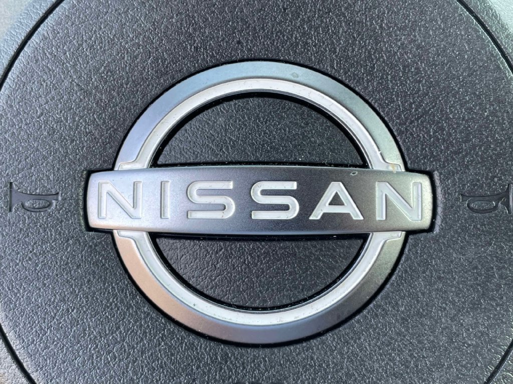 Used 2023 Nissan Rogue S FWD image 33
