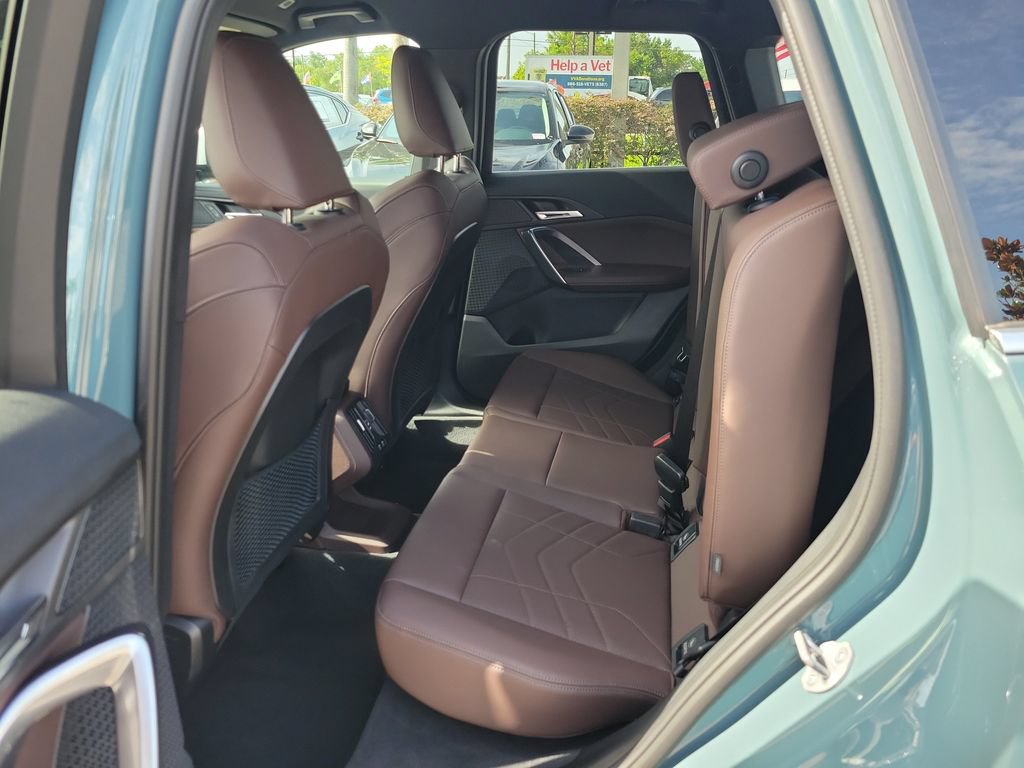 Used 2023 BMW X1 xDrive28i w/ Convenience Package AWD/4WD image 11