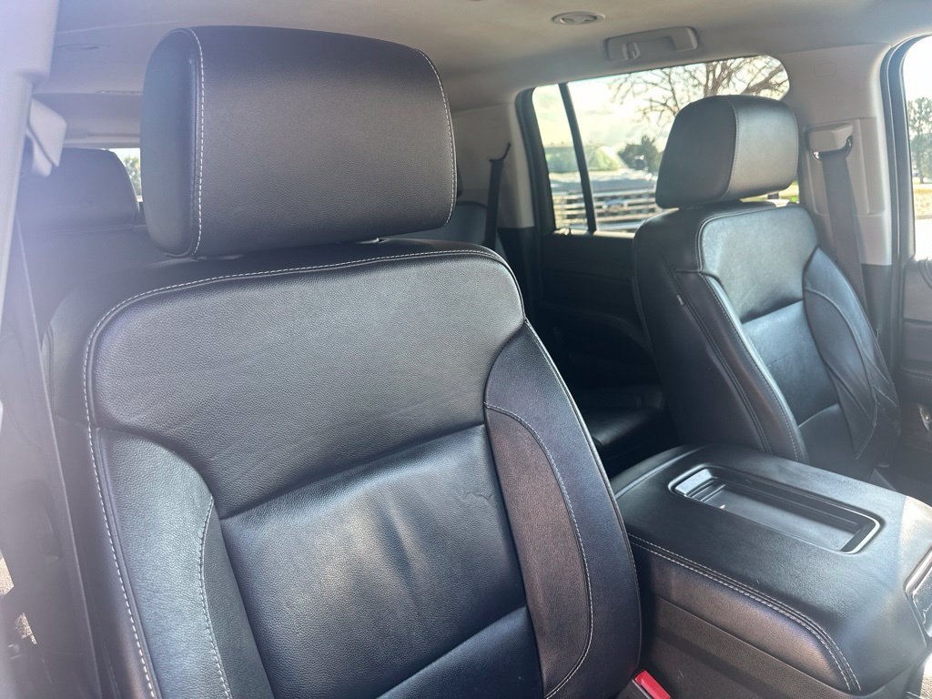 Used 2019 Chevrolet Suburban LT AWD/4WD image 35