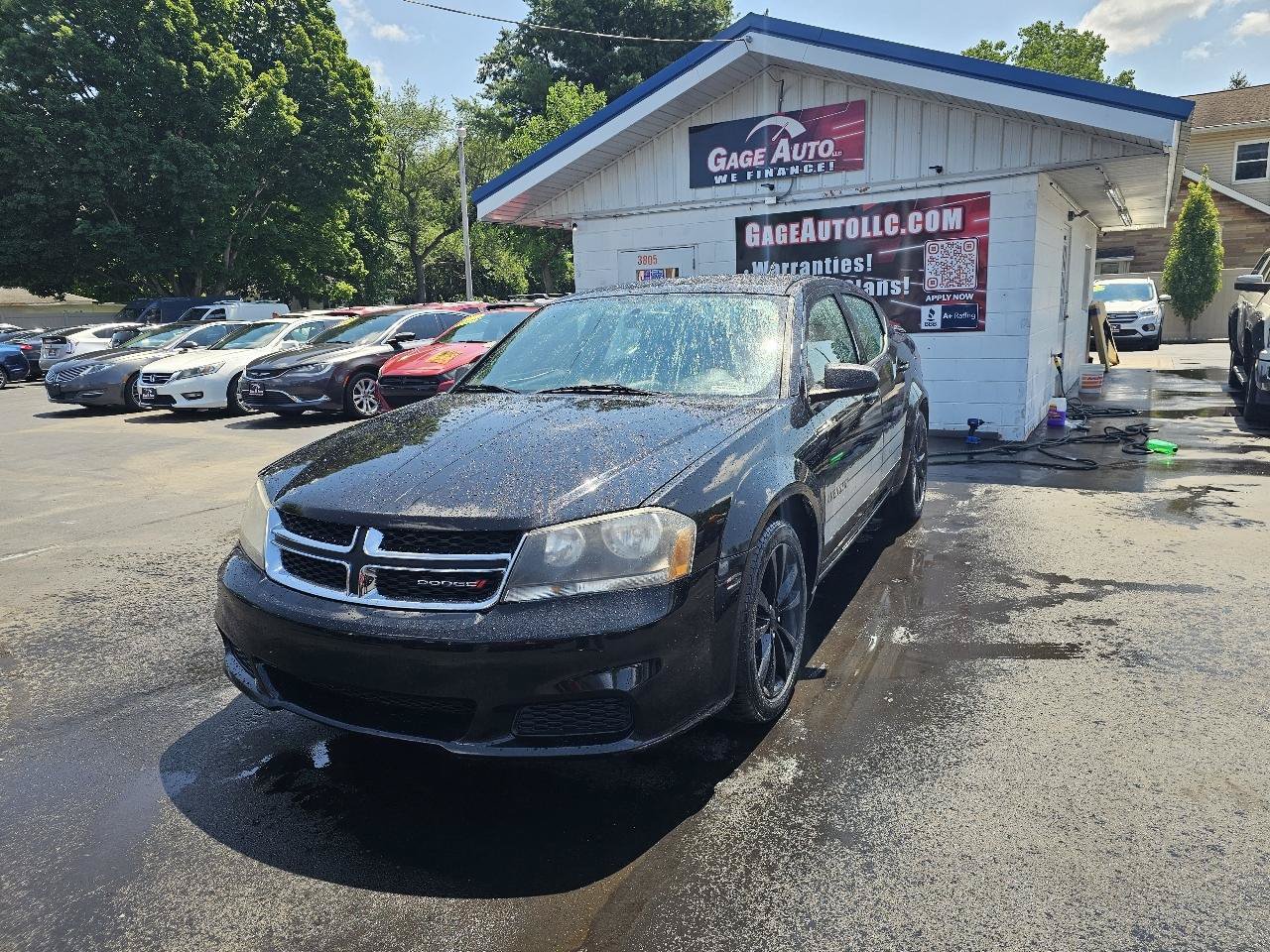Used 2014 Dodge Avenger SE w/ Blacktop Package FWD image 4
