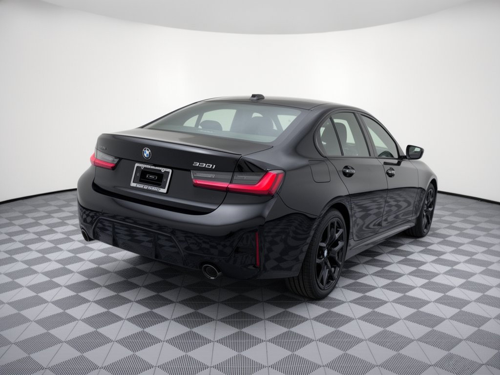 New 2026 BMW 330i xDrive Sedan w/ M Sport Package AWD/4WD image 9