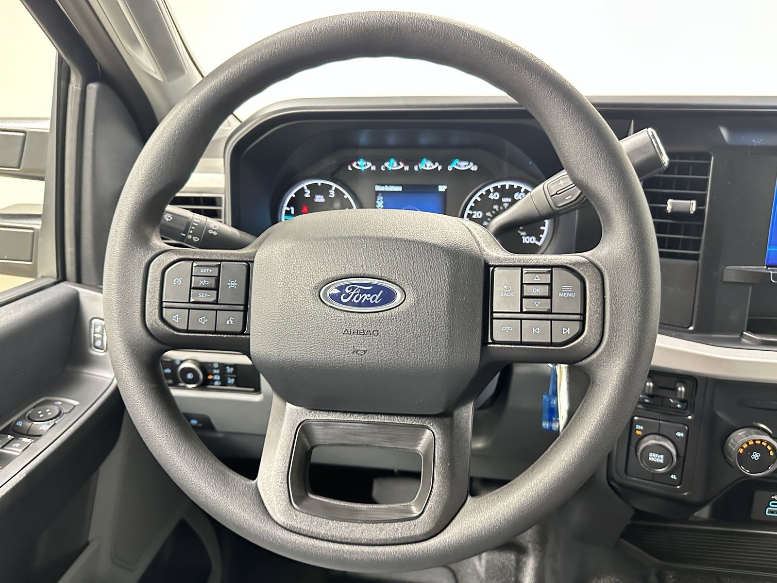 New 2025 Ford F350 XL w/ XL Chrome Package image 20