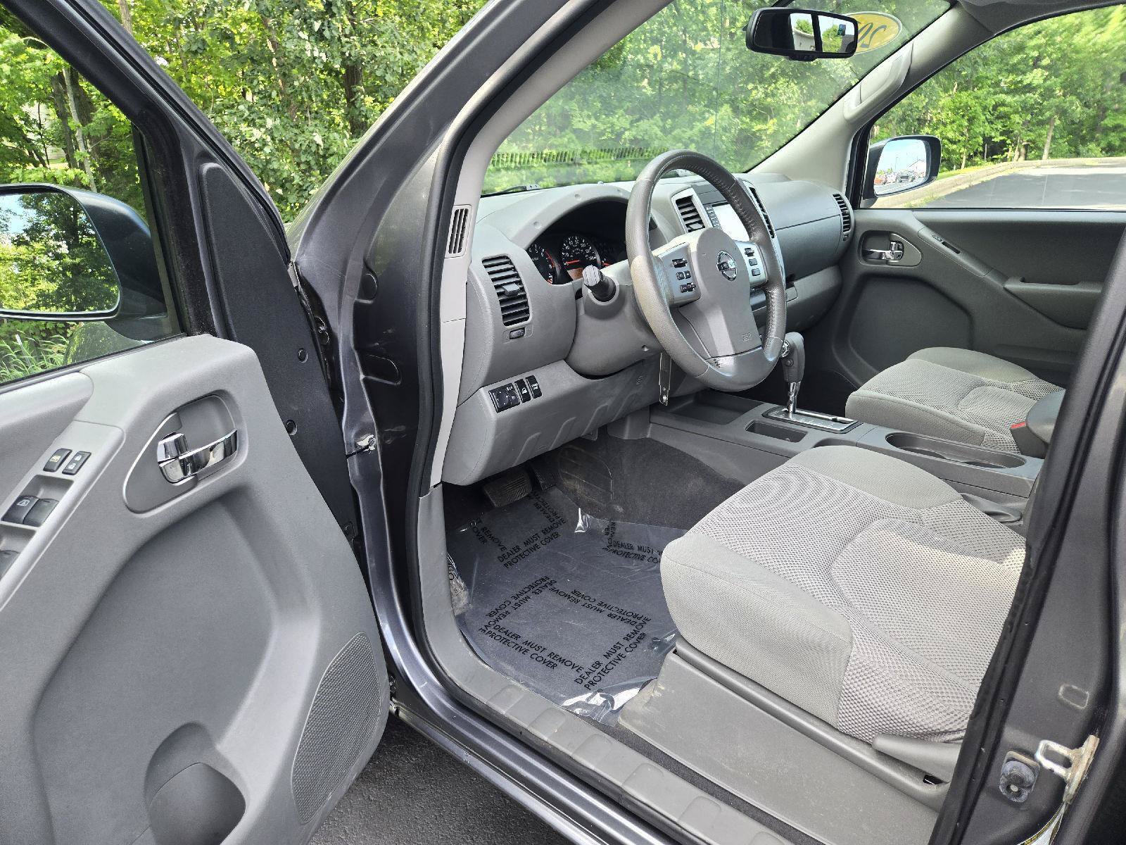 Used 2019 Nissan Frontier SV w/ Value Truck Package AWD/4WD image 11