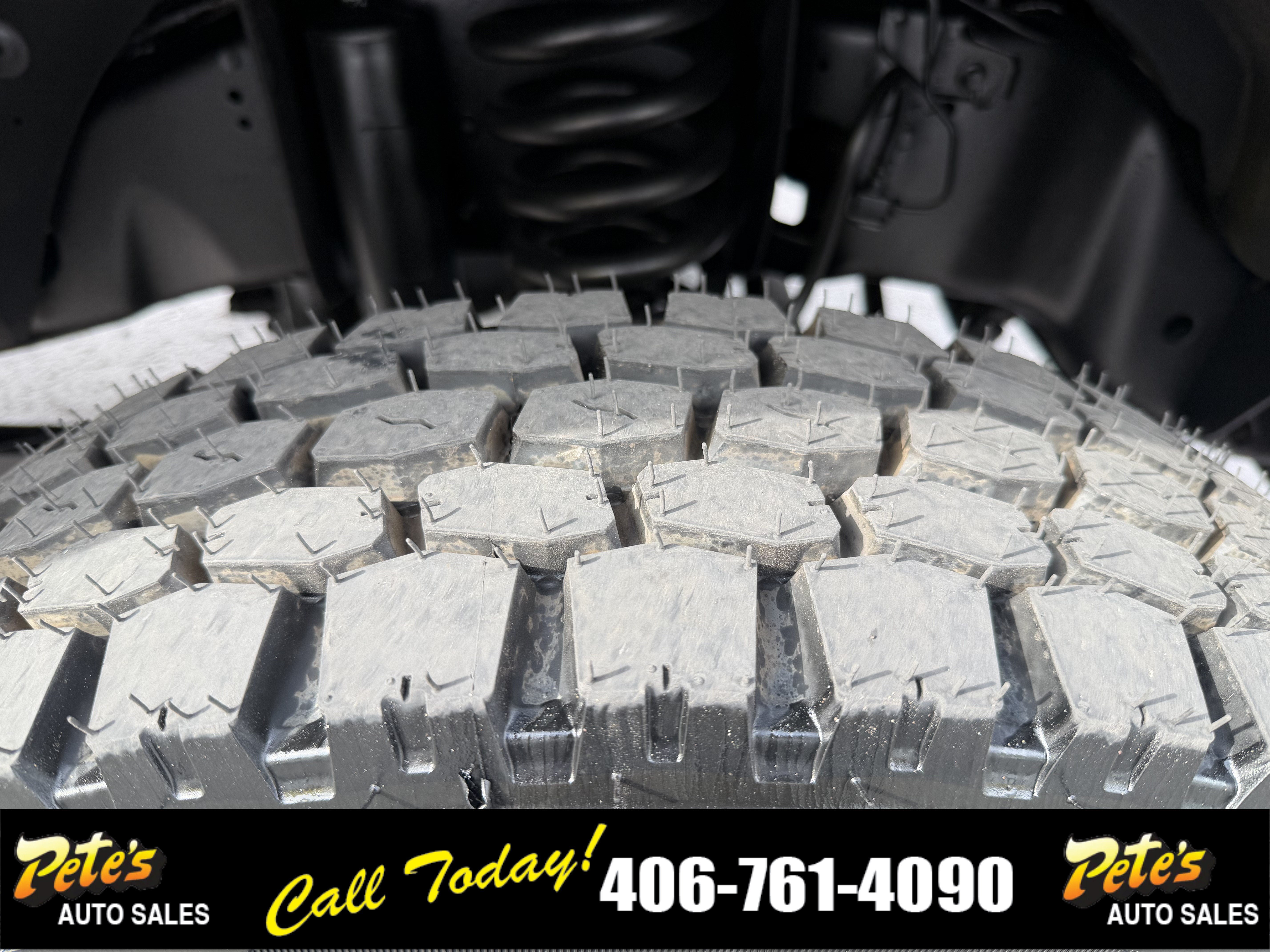Used 2011 Ford F550 4x4 SuperCab Super Duty w/ Payload Upgrade Pkg image 21
