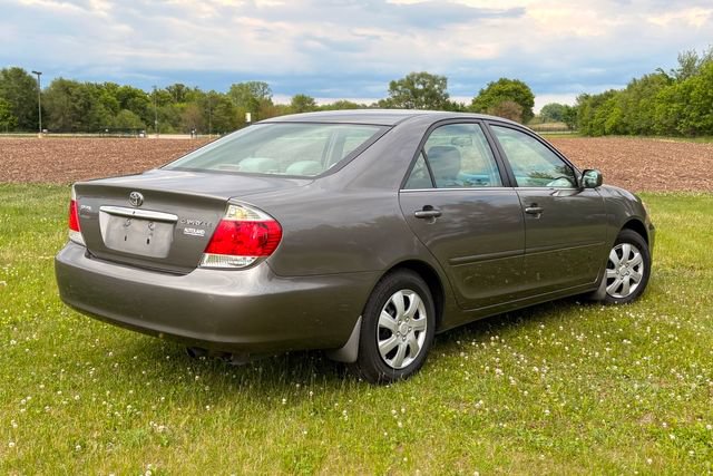 Used 2006 Toyota Camry LE FWD image 6