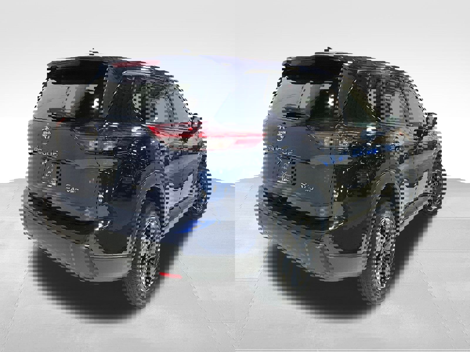 Used 2024 Nissan Rogue SV image 10