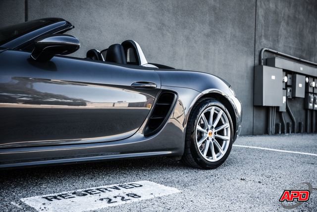 Used 2021 Porsche 718 Boxster RWD image 27
