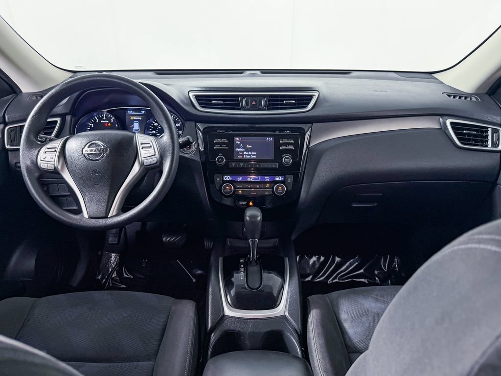 Used 2015 Nissan Rogue SV FWD image 10