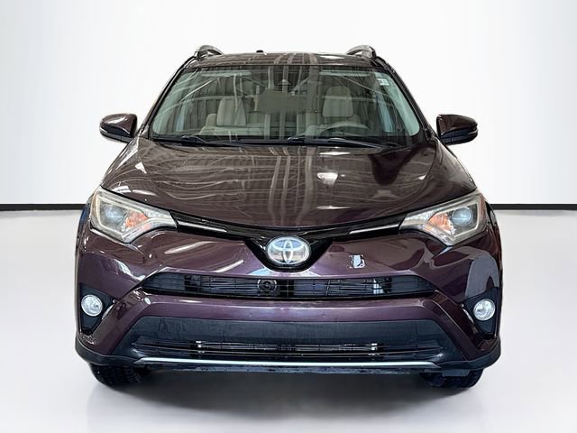 Used 2018 Toyota RAV4 XLE image 4