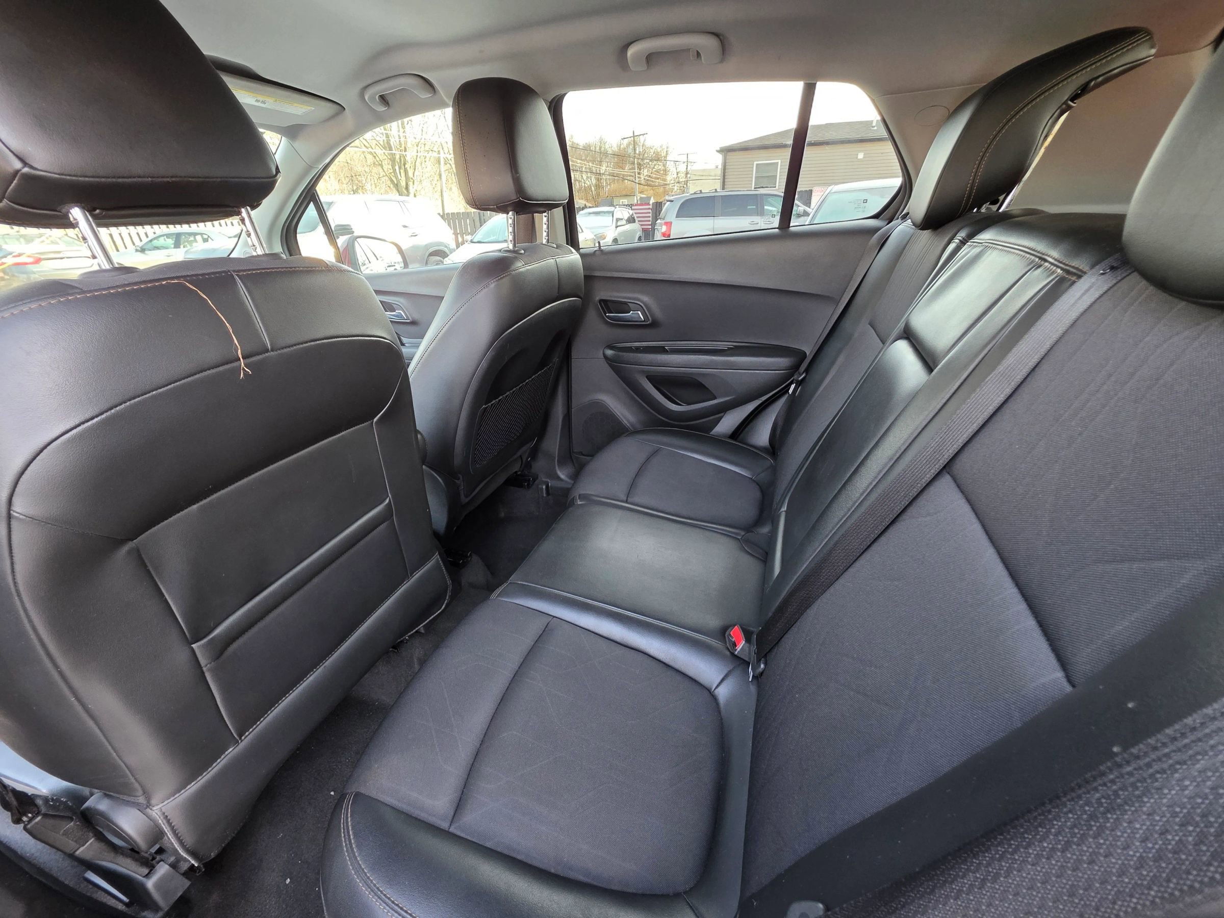 Used 2017 Chevrolet Trax LT w/ LT Convenience Package image 14