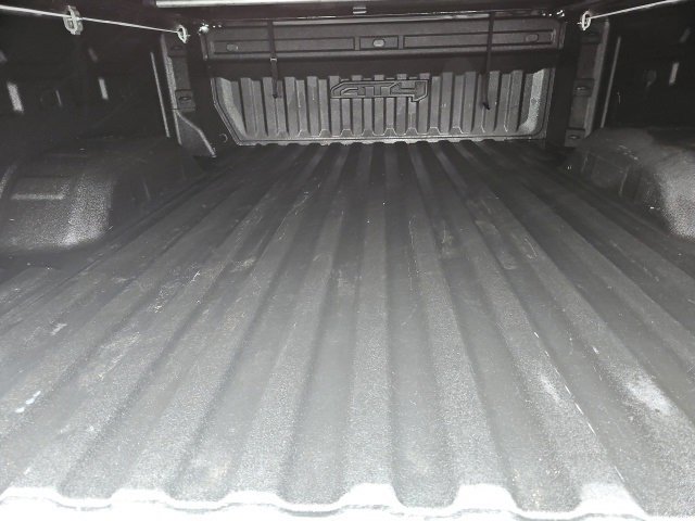 Used 2023 GMC Sierra 3500 AT4 w/ AT4 Premium Plus Package image 9