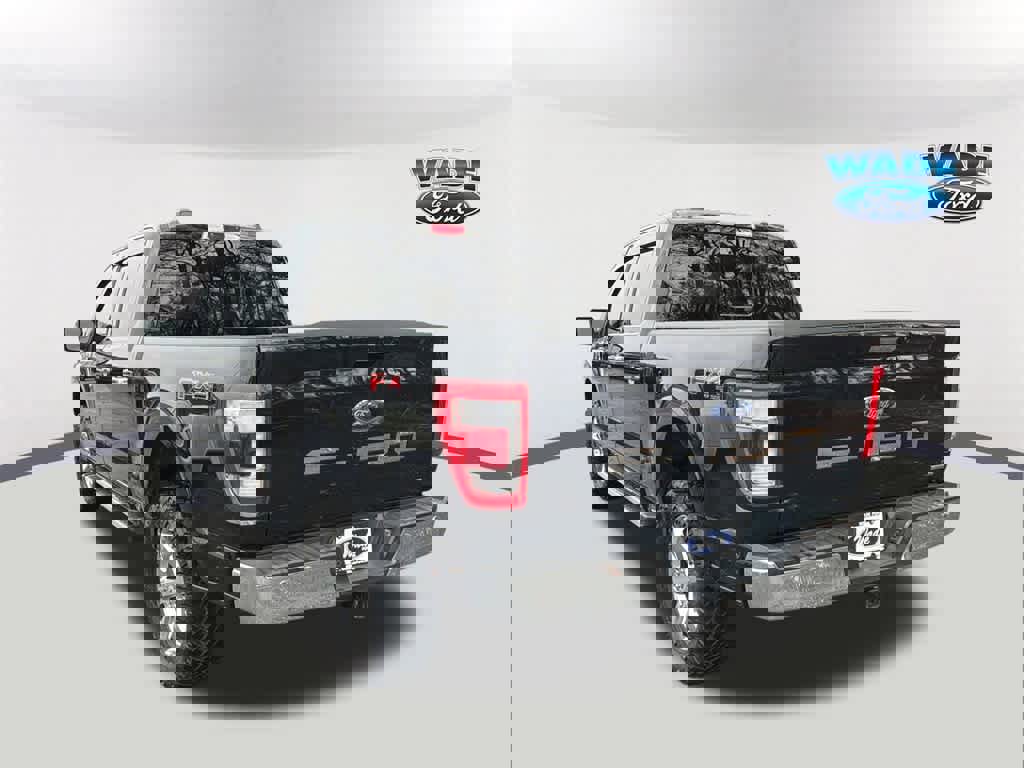 Used 2023 Ford F150 Lariat w/ Trailer Tow Package image 7