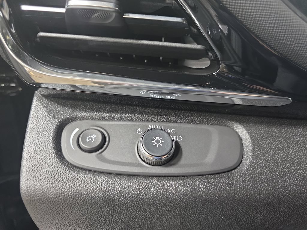 New 2026 Buick Envista Sport Touring w/ Convenience I Package FWD image 25