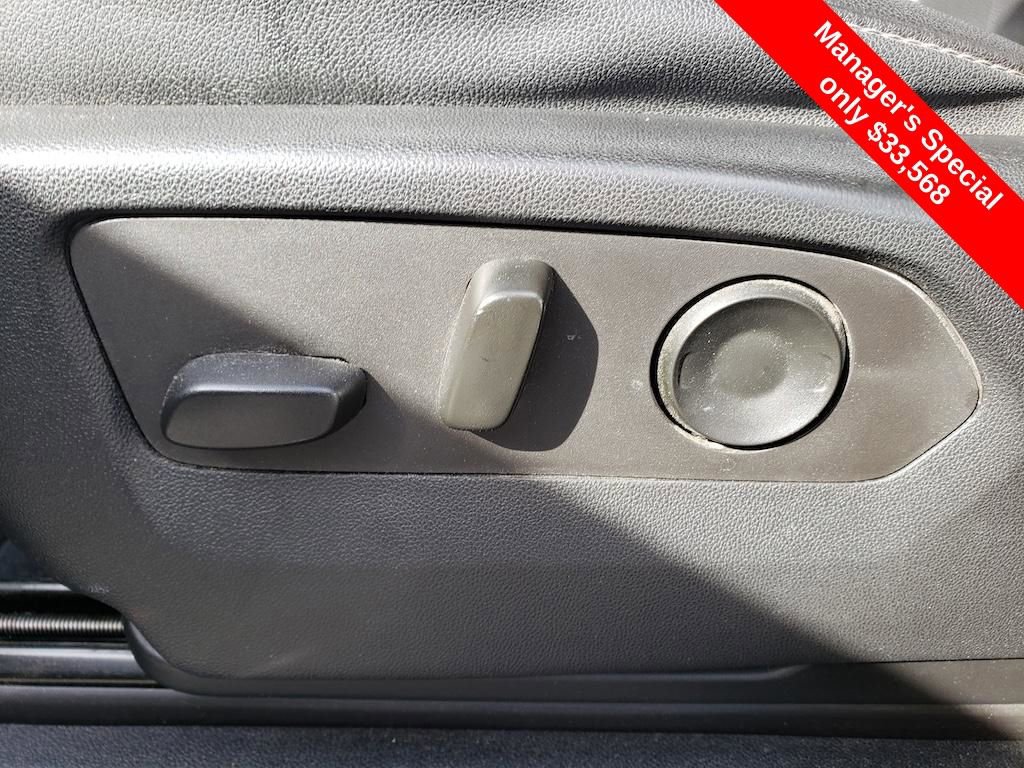 Used 2022 Chevrolet Tahoe LT w/ Luxury Package image 18