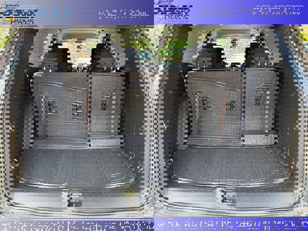 Used 2019 Chevrolet Traverse LT AWD/4WD image 11