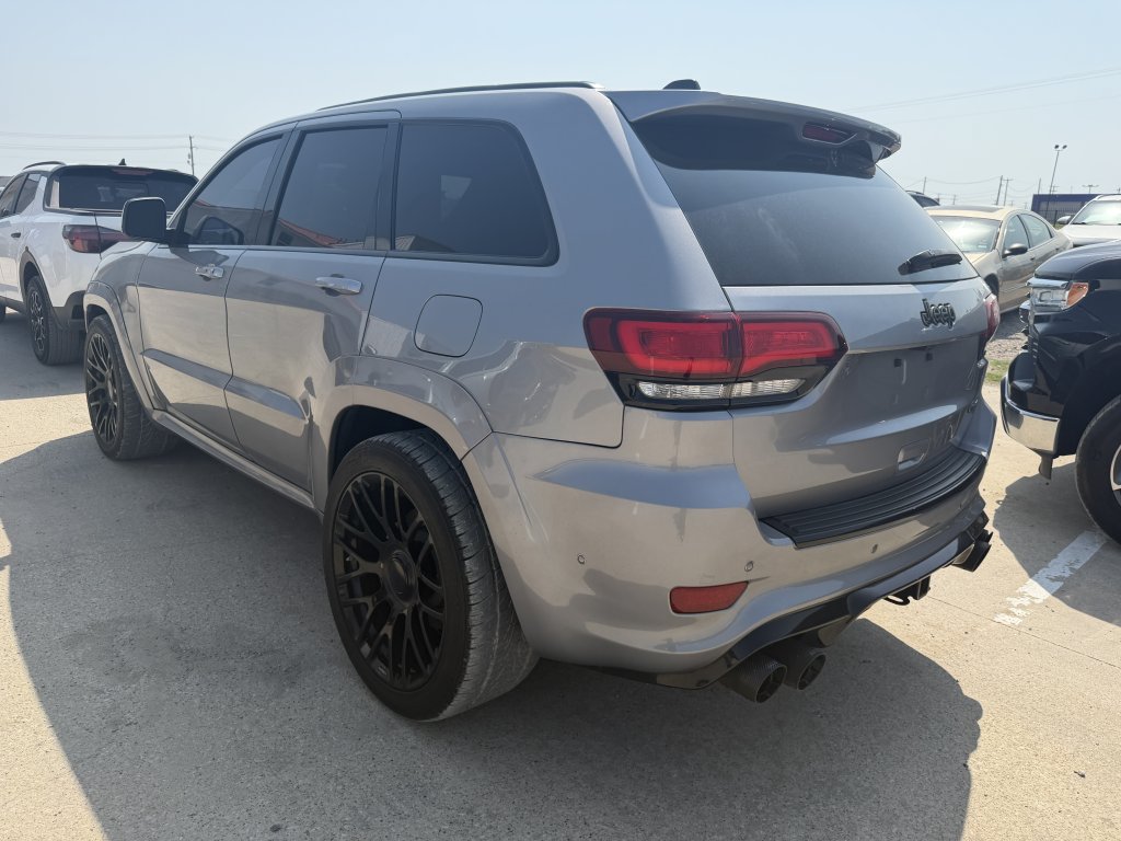 Used 2020 Jeep Grand Cherokee Trackhawk AWD/4WD image 2